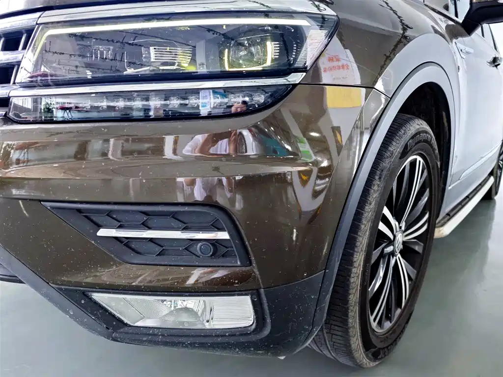 Volkswagen Tiguan L 2017 380TSI Automatic 4WD Luxury Edition