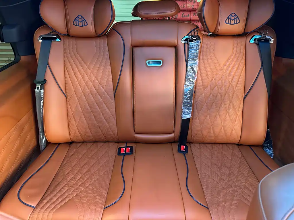 Mercedes-Benz Vito 2023 2.0T Business Edition 7-Seater
