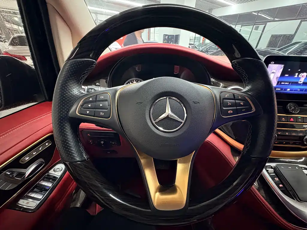 Mercedes-Benz Vito 2021 2.0T Business Edition 7-Seater