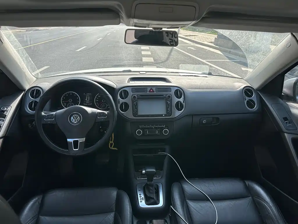 Tiguan 2010 1.8TSI Automatic FWD Elite Edition