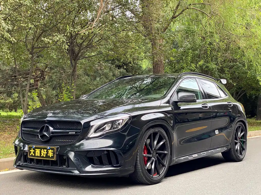 Mercedes-AMG GLA 45 4MATIC