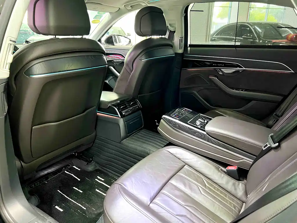 Audi A8L 50 TFSI quattro Comfort Plus 2019