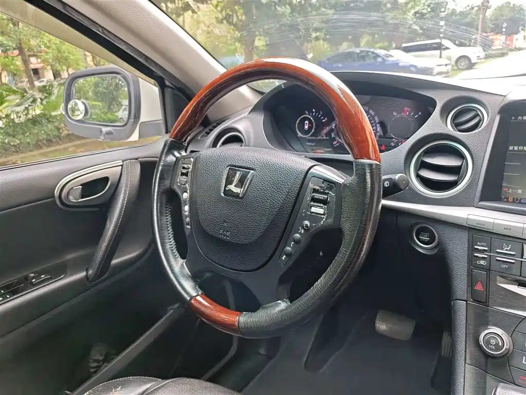 Luxgen 7 SUV 2012 Edge Limited Edition 2.2T 2WD Smart
