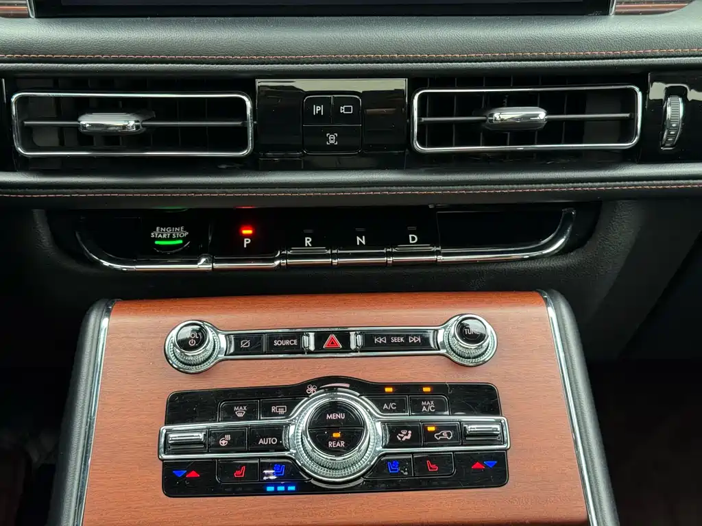 Lincoln Aviator 2021 3.0T V6 AWD Premium Edition