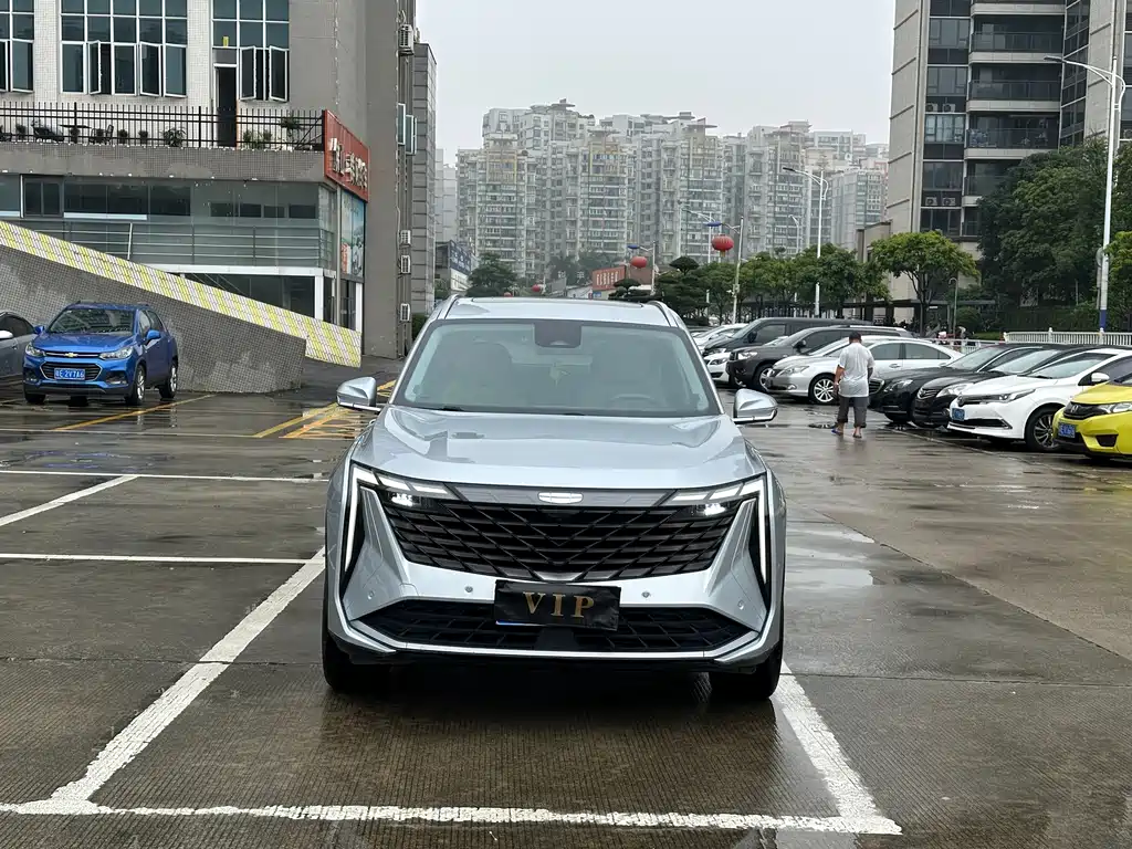 Geely Boyue L 2023 1.5TD DCT Prestige Edition