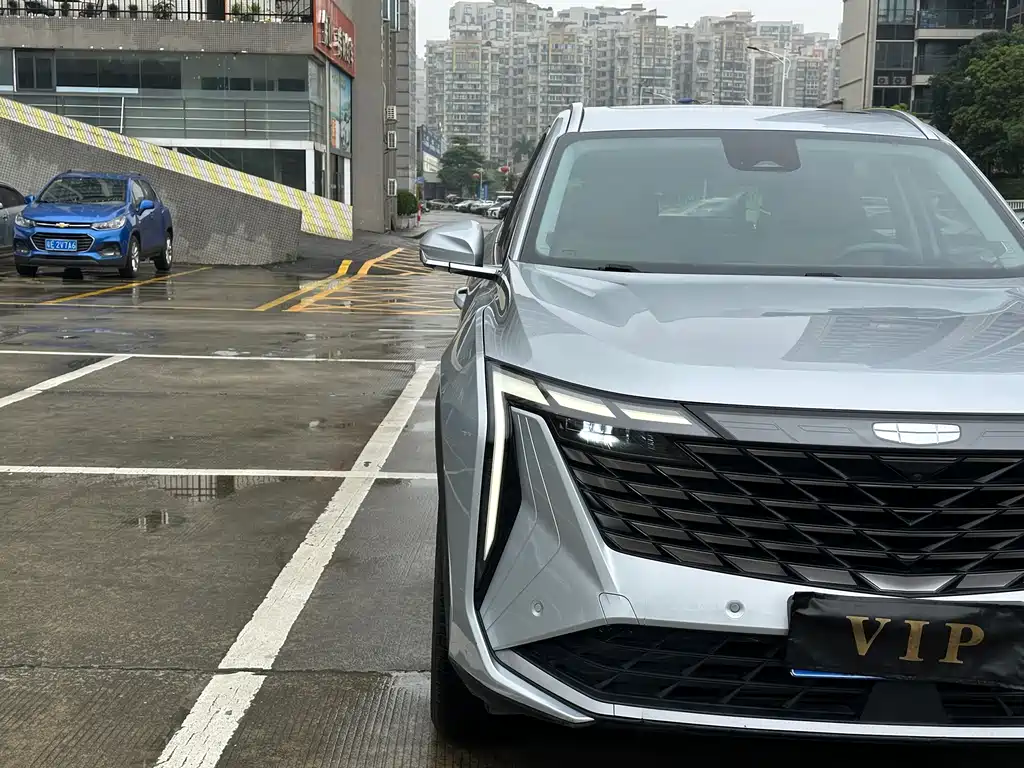Geely Boyue L 2023 1.5TD DCT Prestige Edition