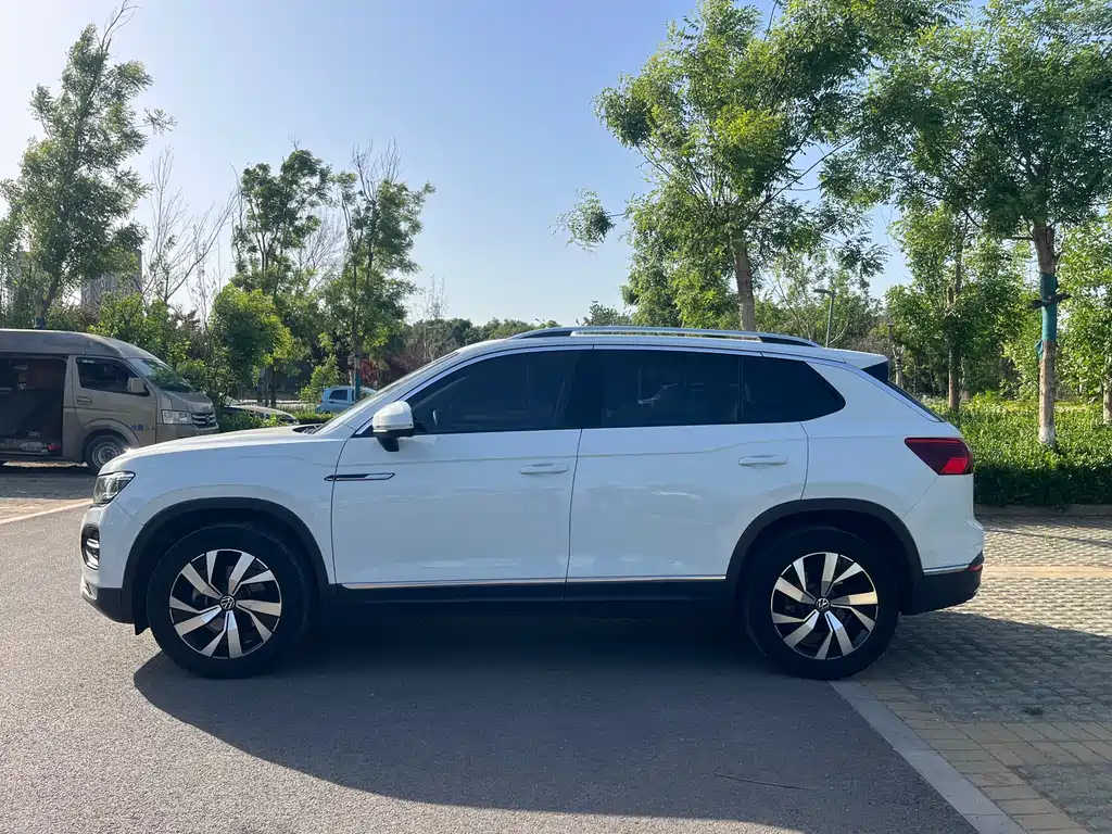 Tayron 2021 330TSI 2WD 3rd Anniversary Limited Edition Plus