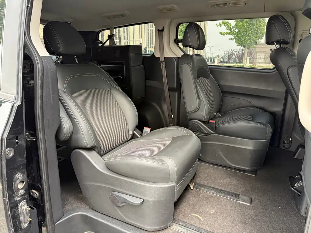 Maxus G10 2016 2.0T Automatic Fashion Edition