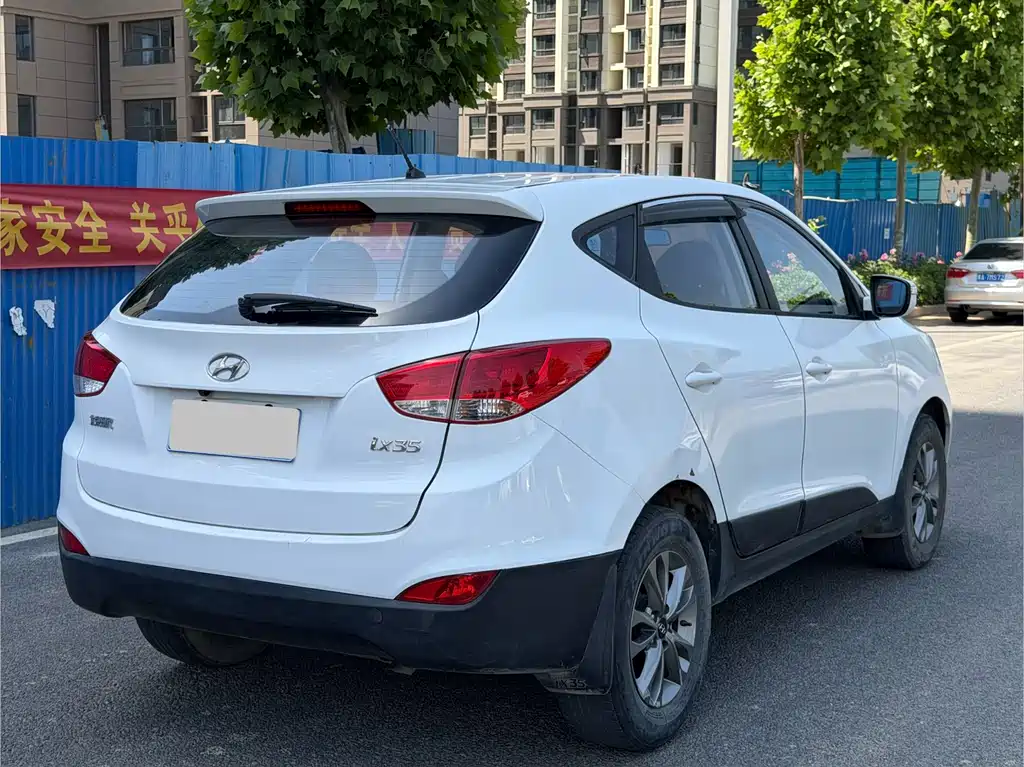 Hyundai ix35 2013 2.0L Manual 2WD Comfort GL China IV