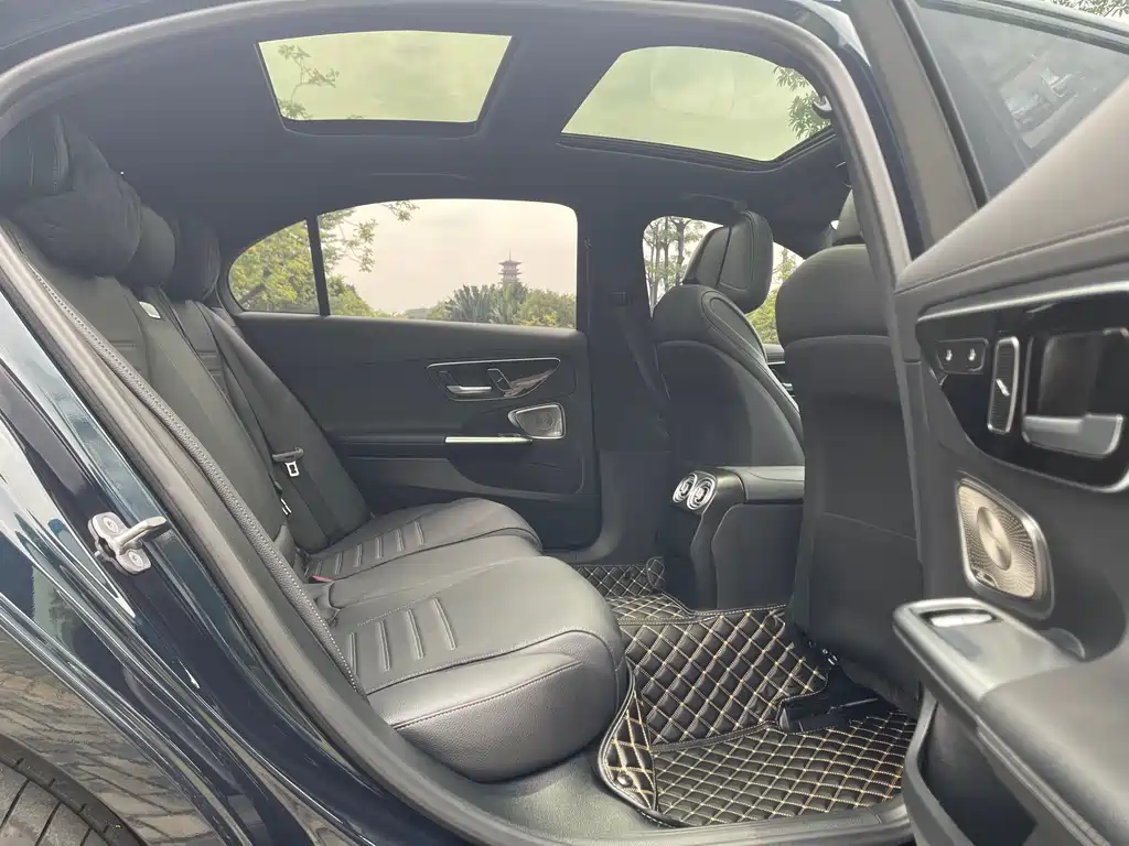 Mercedes-Benz C-Class 2024 Facelift C 260 L皓夜 Sport Edition