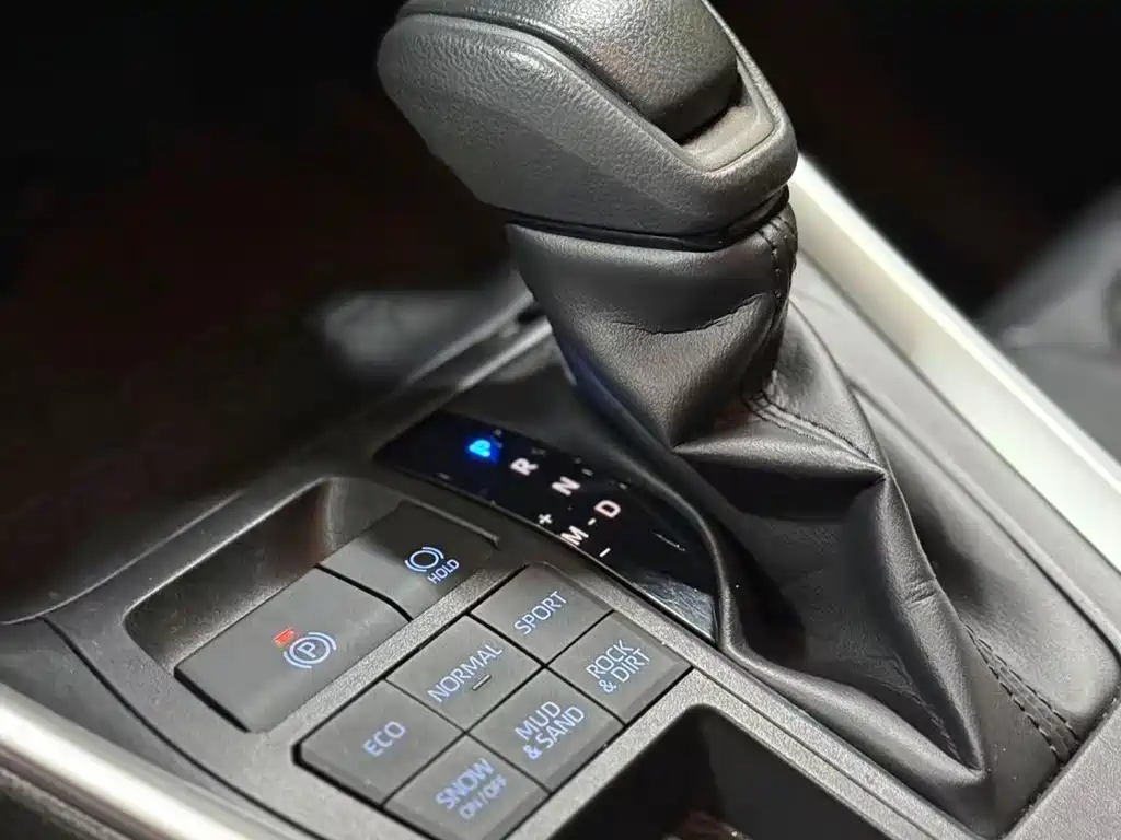 Toyota RAV4 2020 2.0L CVT AWD Style Edition