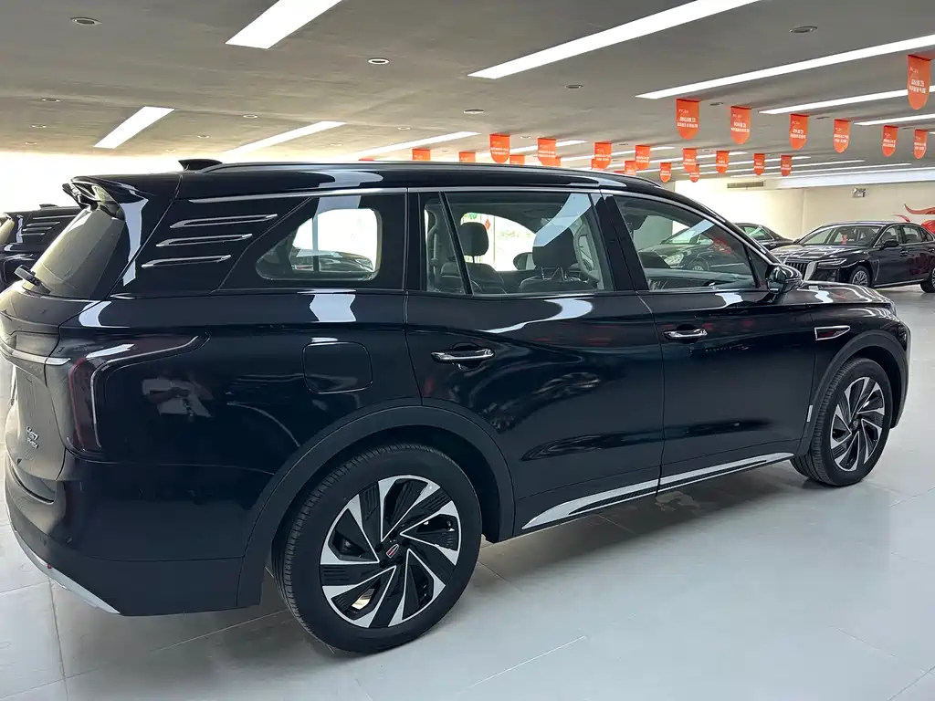 Hongqi HS7 PHEV 2024 2.0T AWD Qi Chang Edition 6-Seater