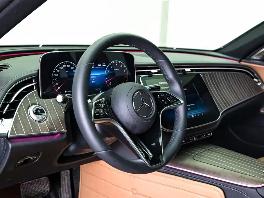 Mercedes-Benz E-Class 2025 Model Update E 300 L Fashion Edition