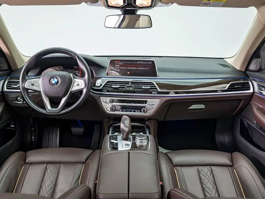BMW 7 Series 2021 730Li Luxury Package