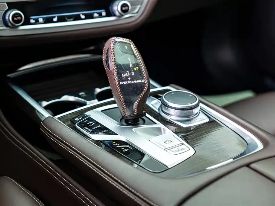BMW 7 Series 2021 730Li Luxury Package