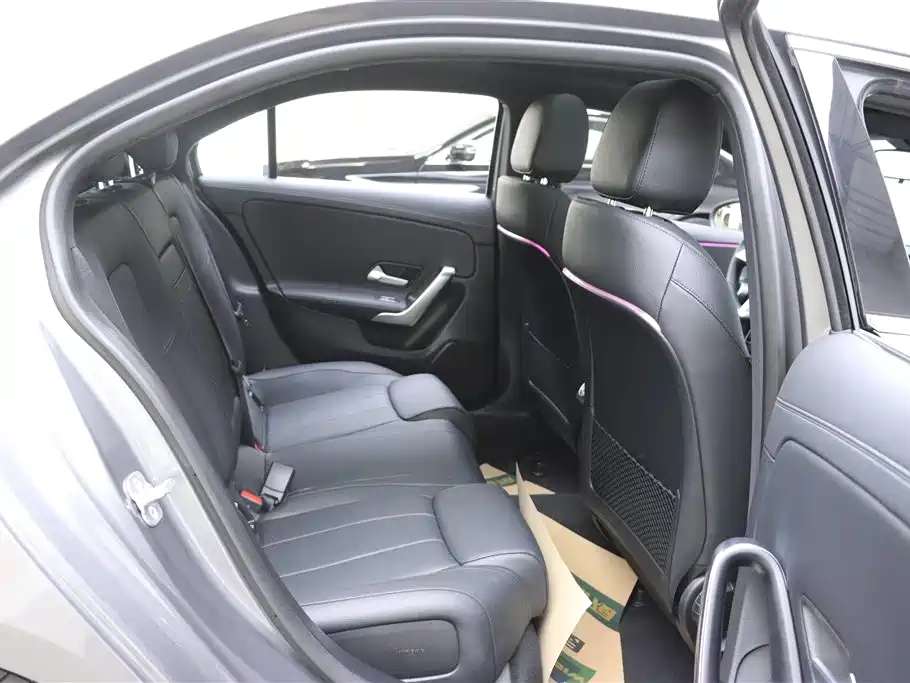 Mercedes-Benz A-Class 2025 A 180 L