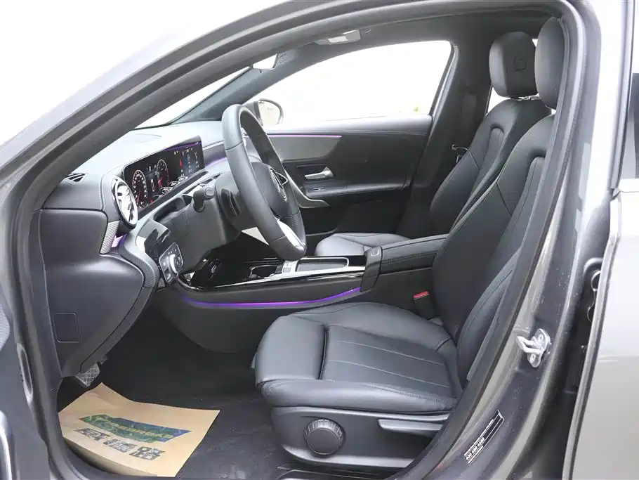 Mercedes-Benz A-Class 2025 A 180 L