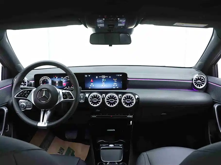 Mercedes-Benz A-Class 2025 A 180 L