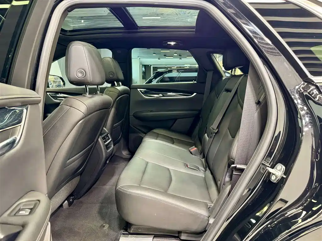 Cadillac XT5 2024 2.0T FWD Fashion Edition