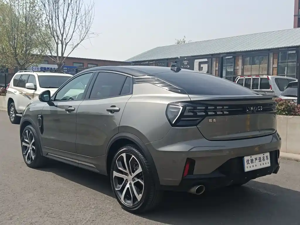 Lynk & Co 05 2020 2.0TD AWD Halo