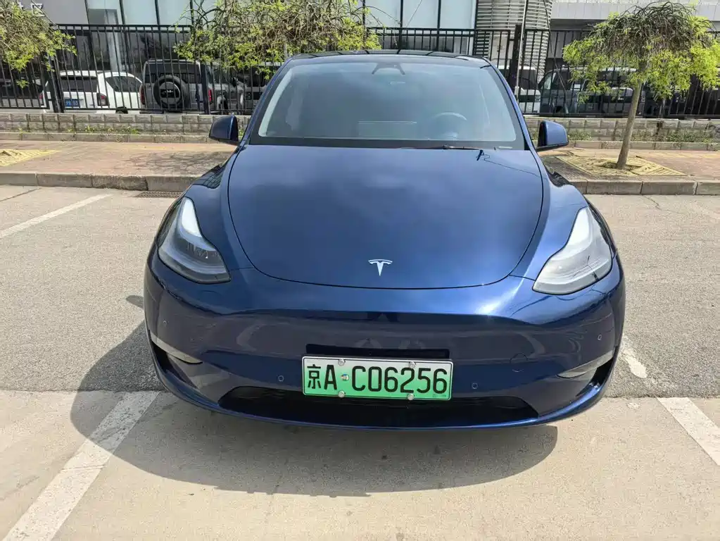 Model Y 2023 Long Range All-Wheel Drive