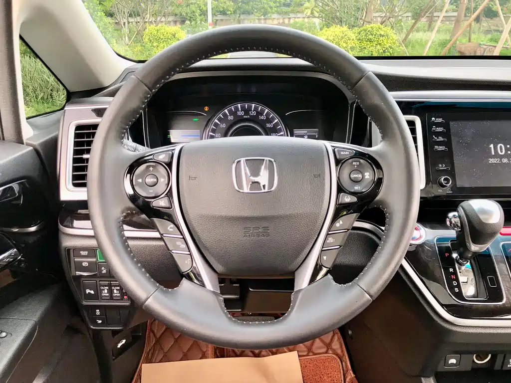 Honda Elysion 2019 2.0L Hybrid Luxury Edition