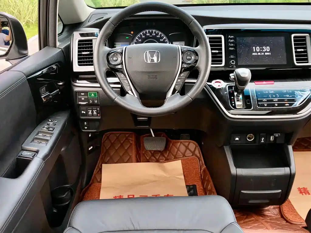Honda Elysion 2019 2.0L Hybrid Luxury Edition