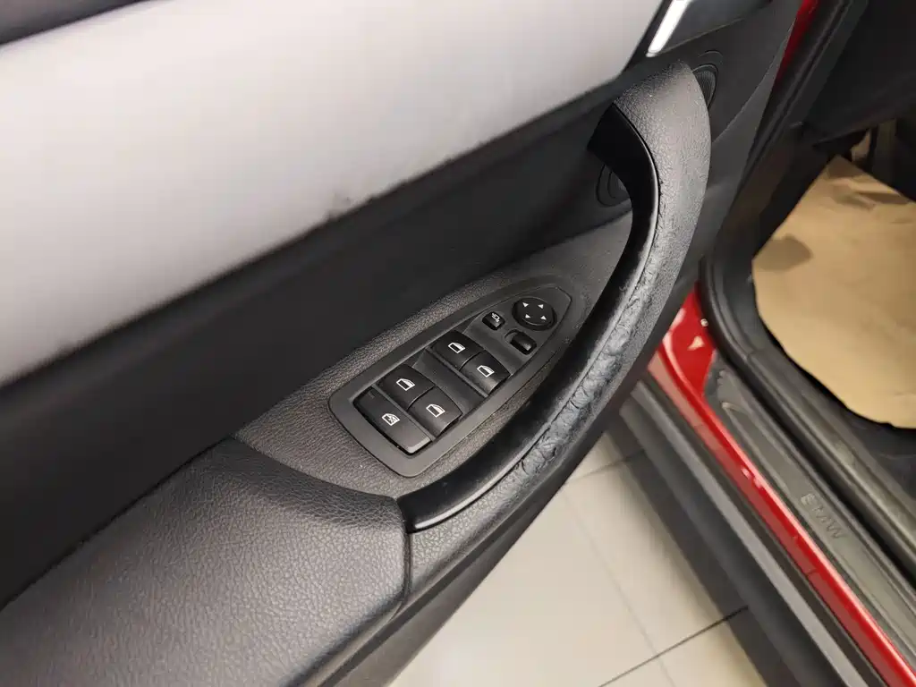 BMW X1 2018 sDrive18Li Fashion Edition