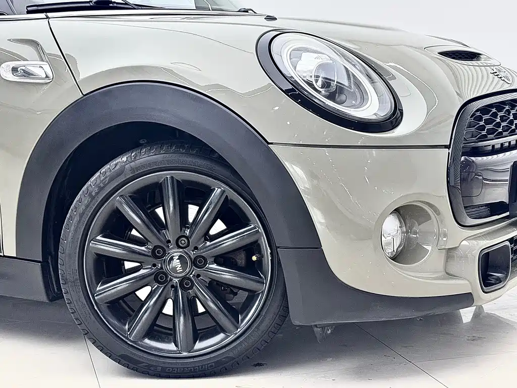 MINI Cooper S (2018) 2.0T Classic Edition