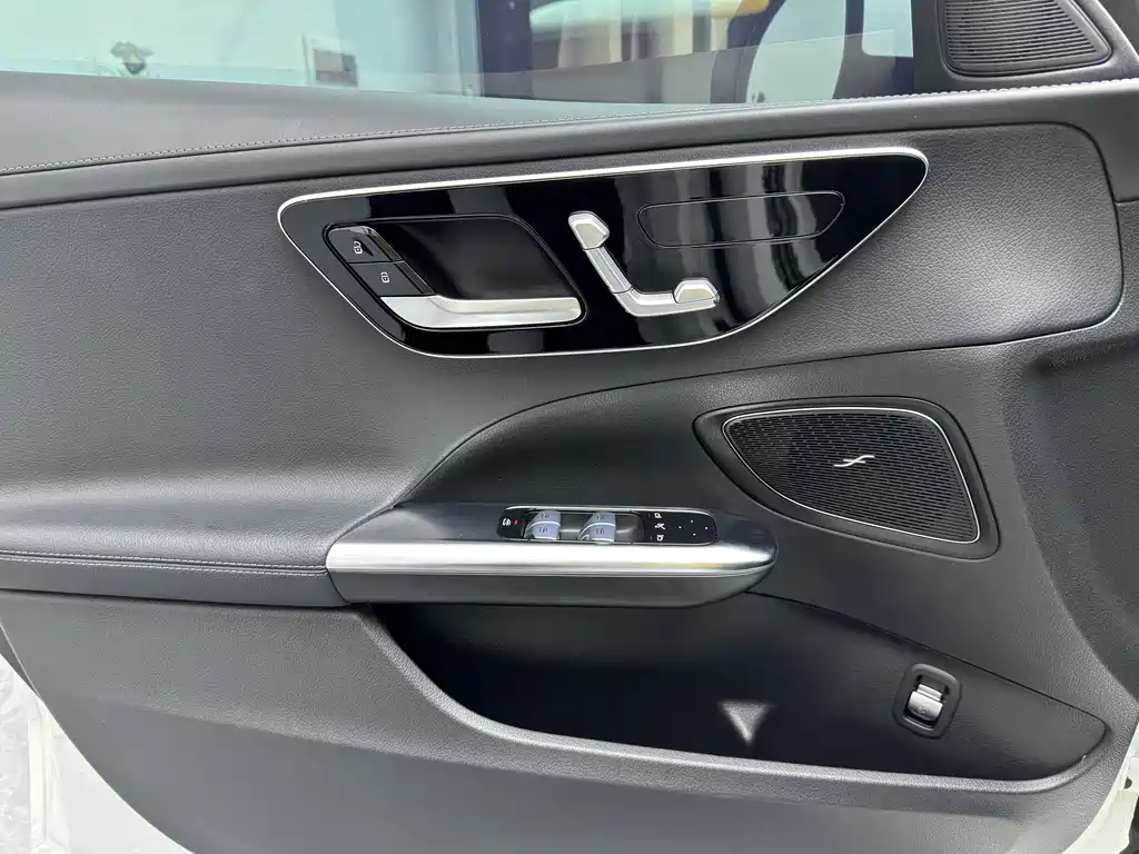 Mercedes-Benz C-Class 2024 C 260 L Sport