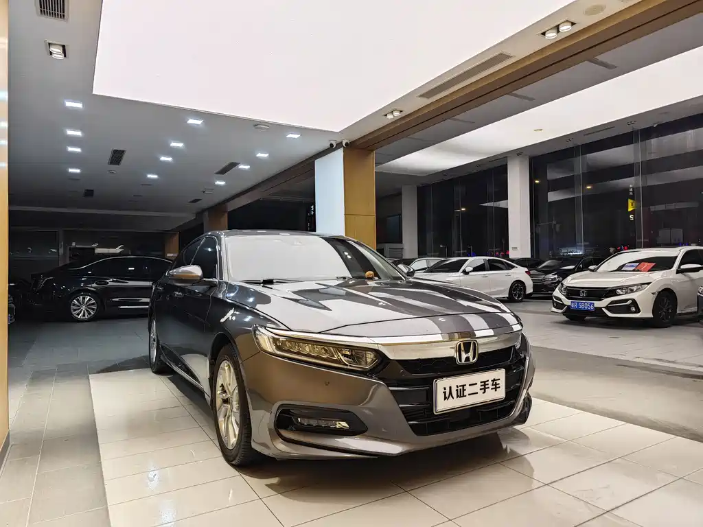 Accord 2018 260TURBO Luxury Edition China VI