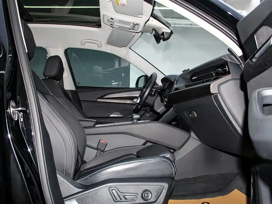 Audi Q6 2024 40 TFSI quattro Guanyun Edition Yulin Package 7-Seater