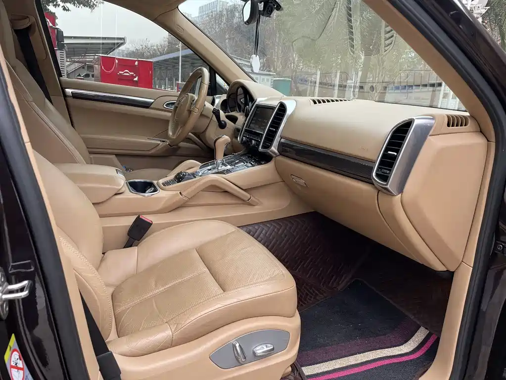 Porsche Cayenne 2011 3.0T