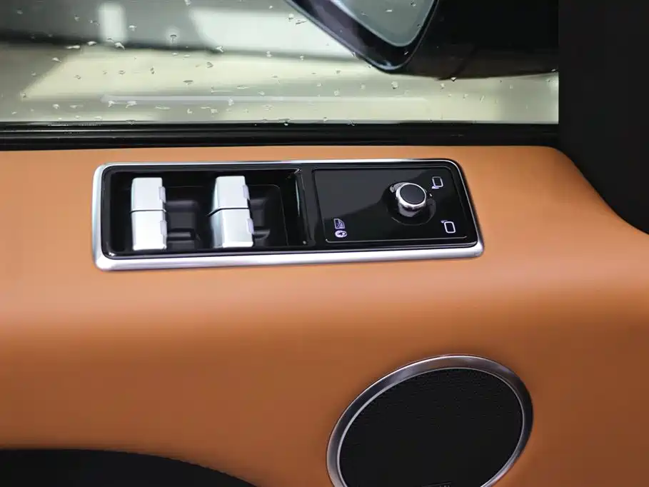Range Rover Sport 2021 3.0 L6 HSE Dynamic Black Edition