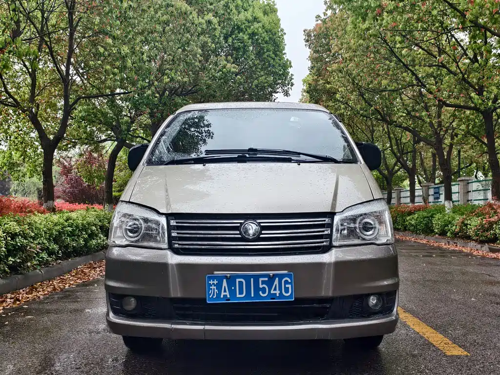 Dongfeng Lingzhi 2016 M3 1.6L 7-Seater Luxury Edition China IV