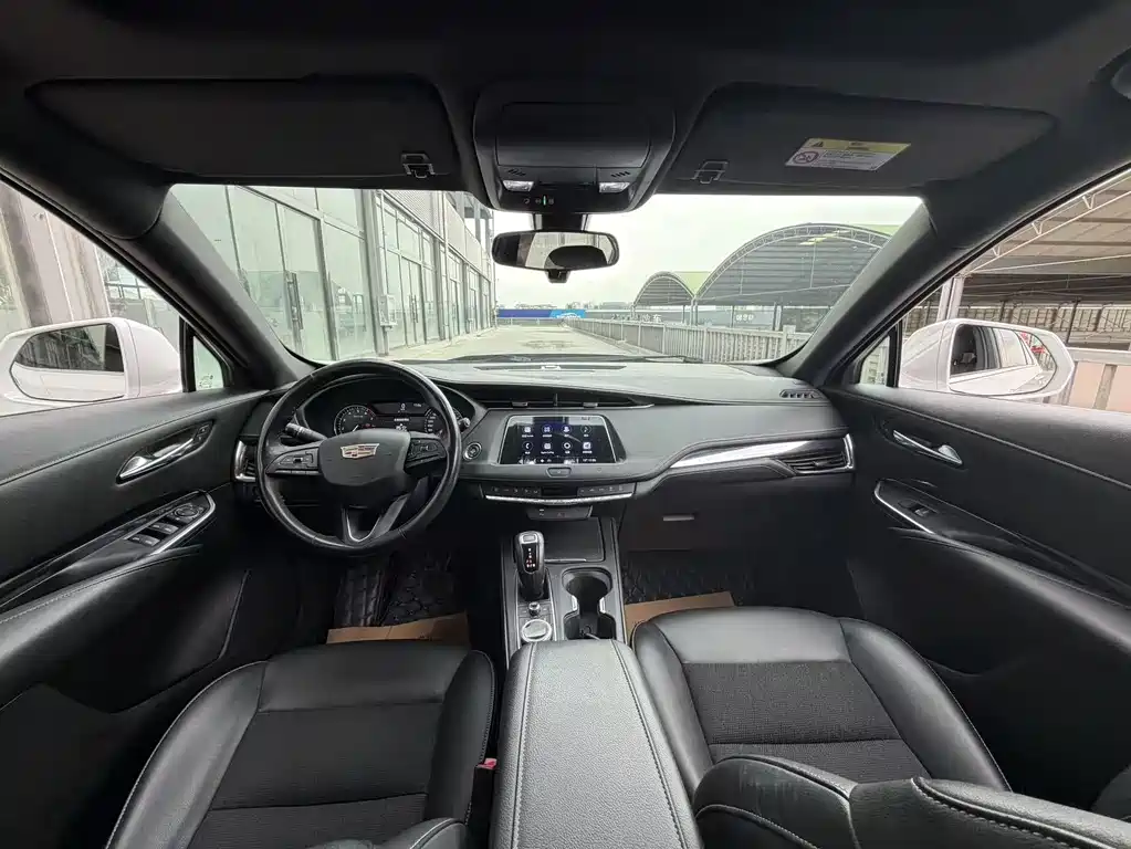 Cadillac XT4 2018 28T FWD Technical Edition