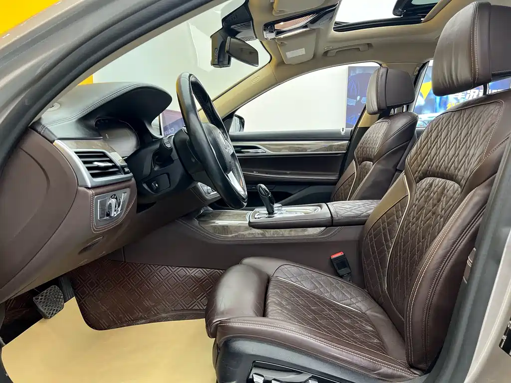 BMW 7 Series 2019 740Li Leading Edition Luxury Package