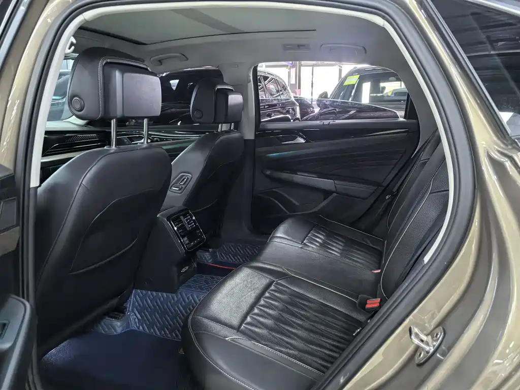 Volkswagen Passat 2019 330TSI Prestige Edition China V