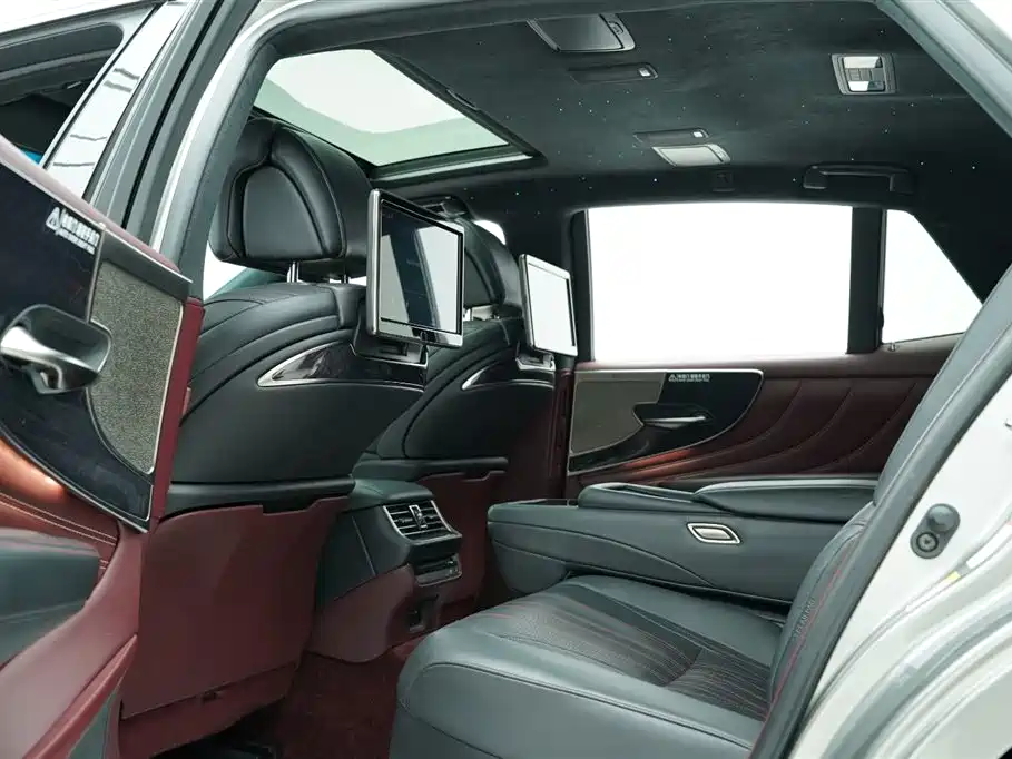 Lexus LS 500h Executive Edition 2018