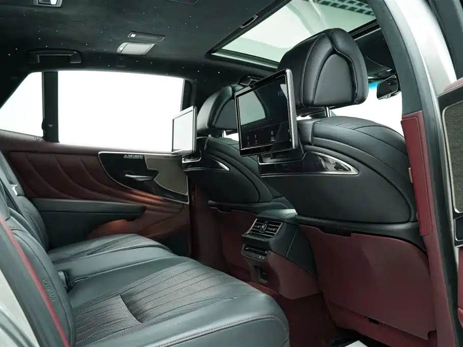 Lexus LS 500h Executive Edition 2018