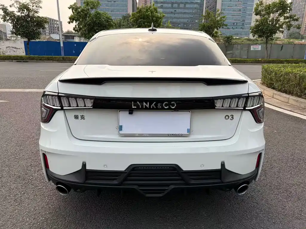 Lynk & Co 03 2019 2.0TD Auto Pro