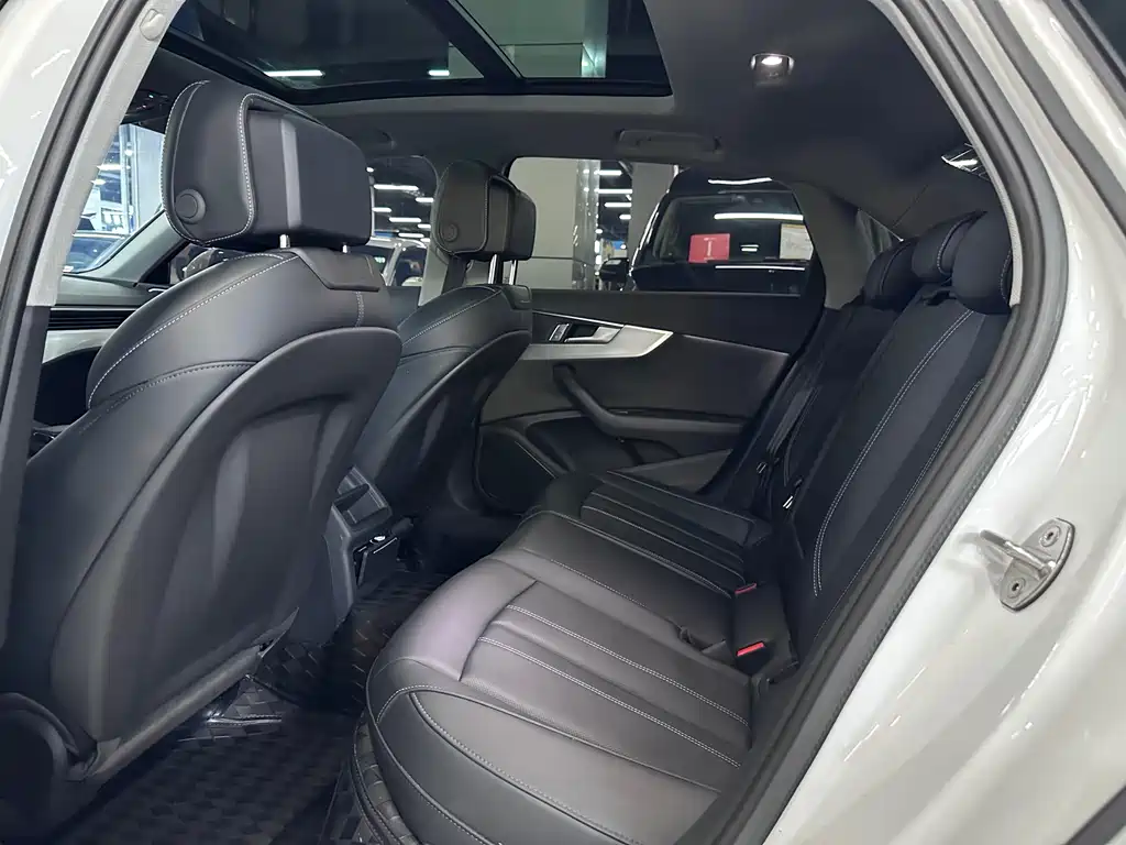 Audi A4L 2024 40 TFSI Fashion Dynamic