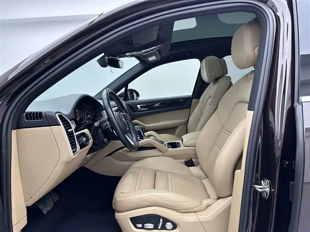Porsche Cayenne 2019 Cayenne 3.0T
