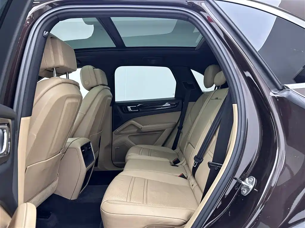 Porsche Cayenne 2019 Cayenne 3.0T