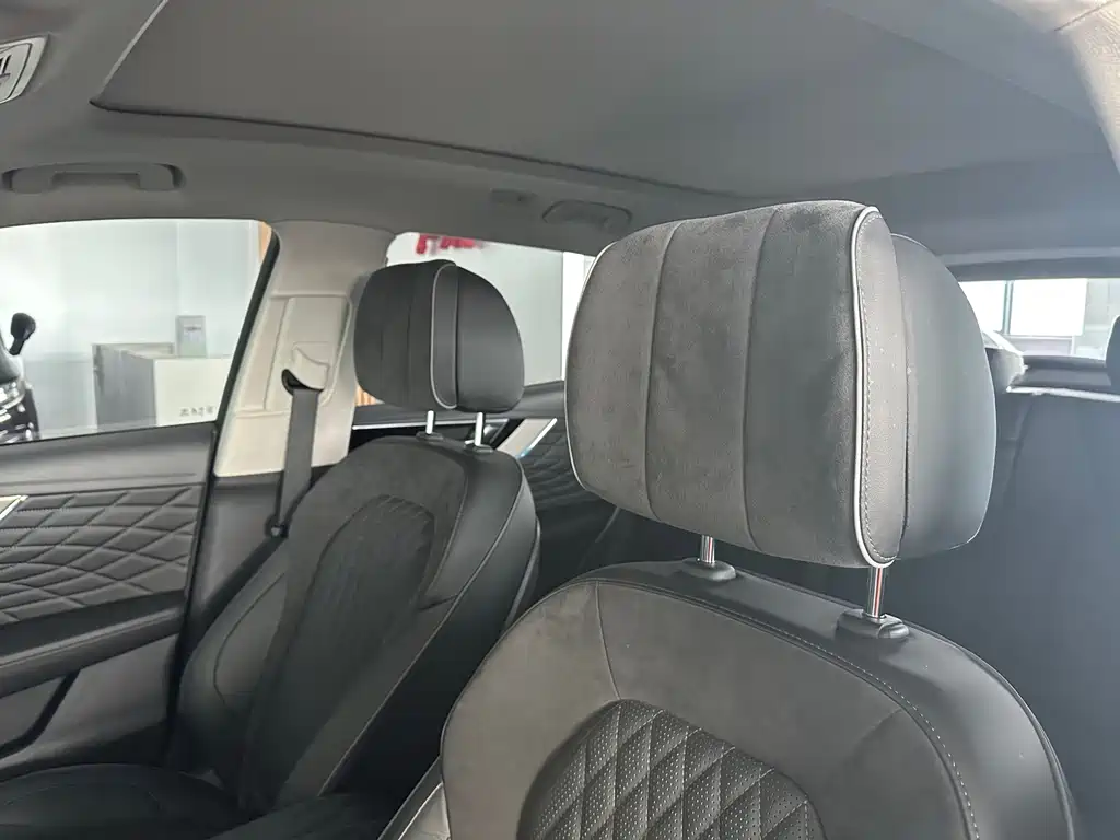 Hongqi HS5 2022 2.0T Zhilian Qixiang Edition