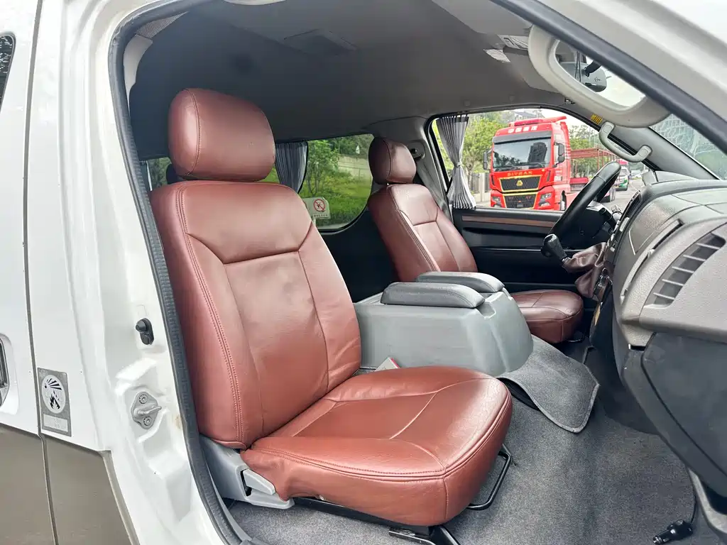 Higer H5C 2013 2.4L Basic 4RB2