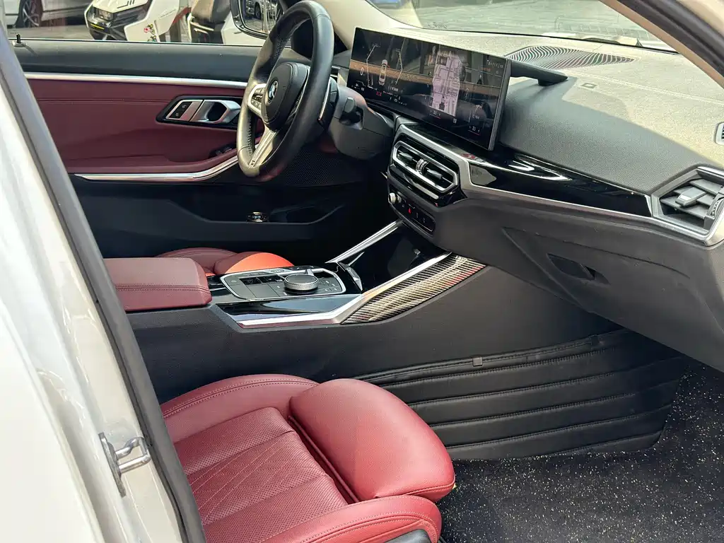 BMW 3 Series 2024 320Li M Sport Package