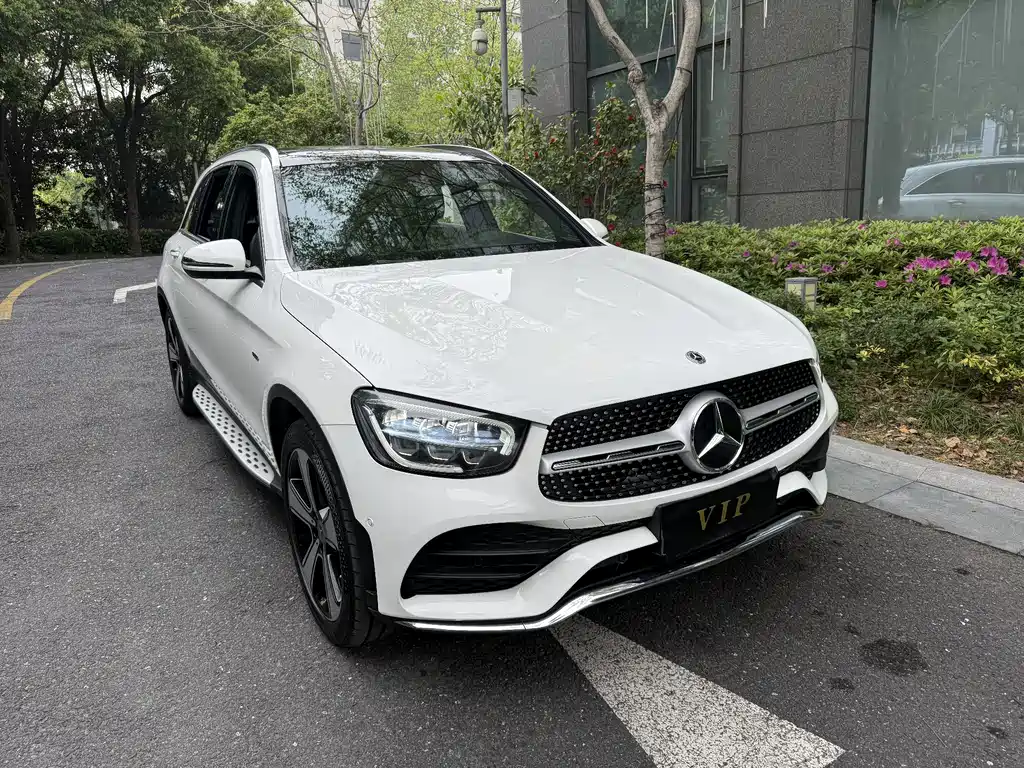 Mercedes-Benz GLC 300 L 4MATIC