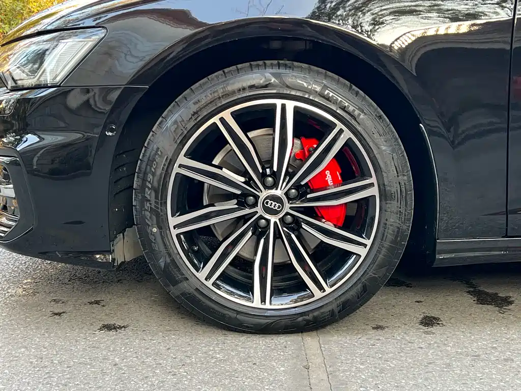 Audi A6L 2024 45 TFSI Selection Dynamic