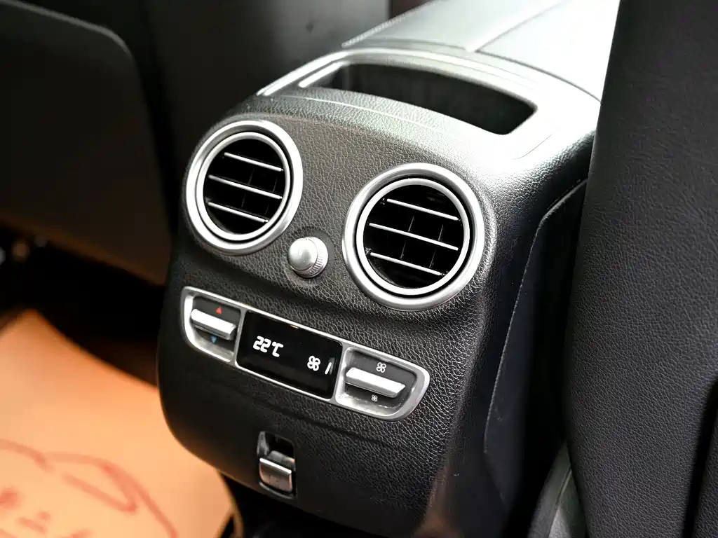 Mercedes-Benz GLC 2020 Facelift GLC 300 L 4MATIC Dynamic Edition